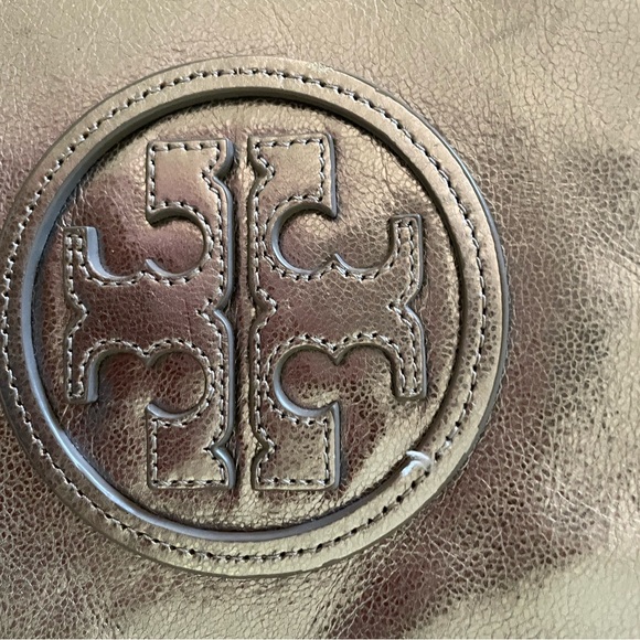 Tory Burch Silver Purse or Clutch with Embossed Logo - Picture 2 of 4